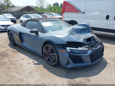 AUDI R8 SPYDER 2022