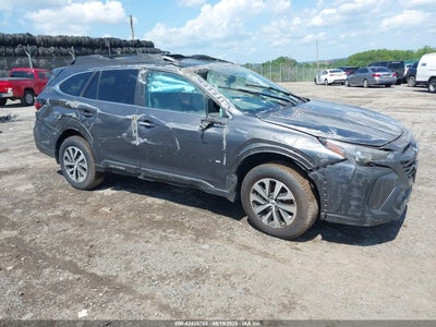SUBARU OUTBACK 2025