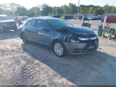 FORD FUSION HYBRID 2011