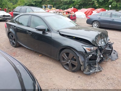 LEXUS IS 2019