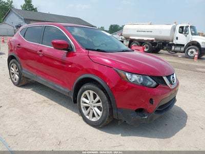 NISSAN ROGUE SPORT 2017