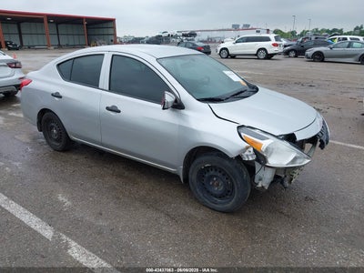 NISSAN VERSA 2019