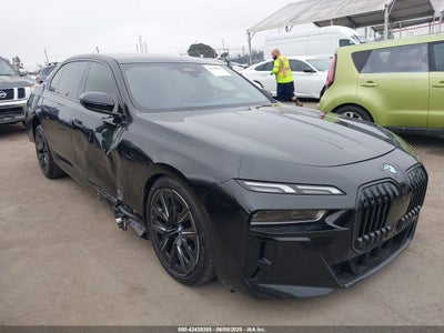 BMW 740 2024