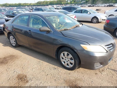 TOYOTA CAMRY 2010