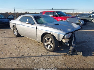 DODGE CHALLENGER 2011