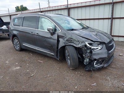 CHRYSLER PACIFICA HYBRID 2021