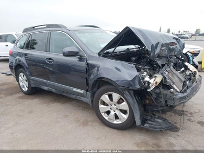 SUBARU OUTBACK 2011