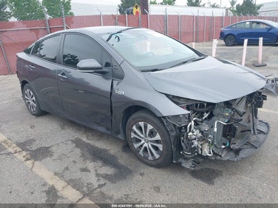 TOYOTA PRIUS PRIME 2021