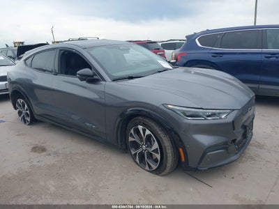 FORD MUSTANG MACH-E 2023