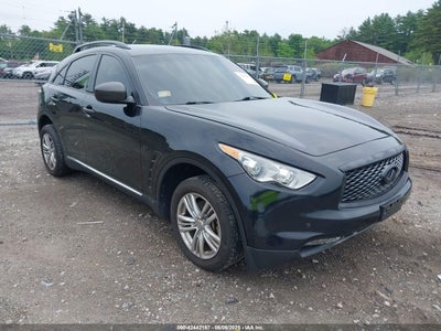INFINITI QX70 2017