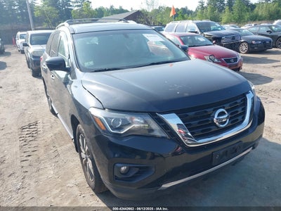 NISSAN PATHFINDER 2017