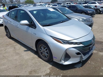 TOYOTA PRIUS PRIME 2018