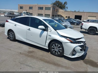 TOYOTA PRIUS PRIME 2021