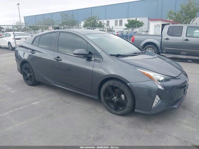 TOYOTA PRIUS 2016