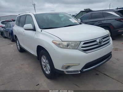 TOYOTA HIGHLANDER 2011