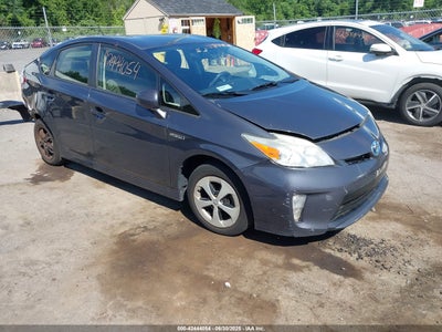 TOYOTA PRIUS 2013
