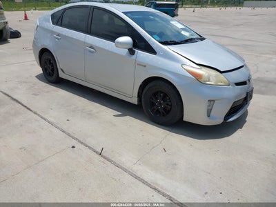 TOYOTA PRIUS 2012
