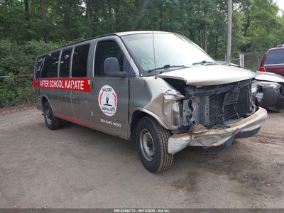 CHEVROLET EXPRESS 2001