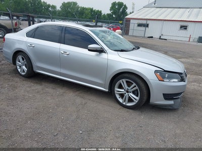 VOLKSWAGEN PASSAT 2014