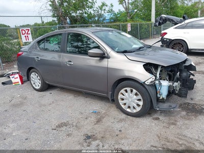 NISSAN VERSA 2015