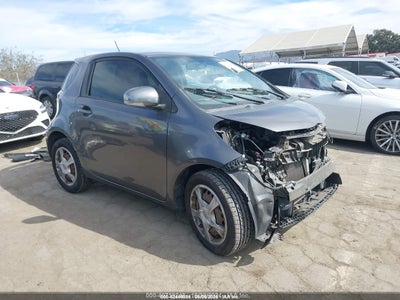 SCION IQ 2013