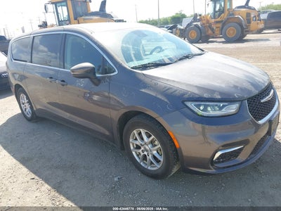 CHRYSLER PACIFICA 2023