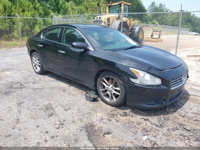 NISSAN MAXIMA 2011