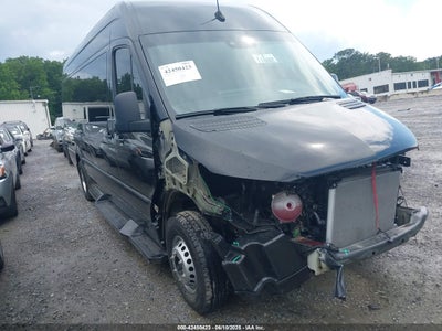 MERCEDES-BENZ SPRINTER 3500 2023