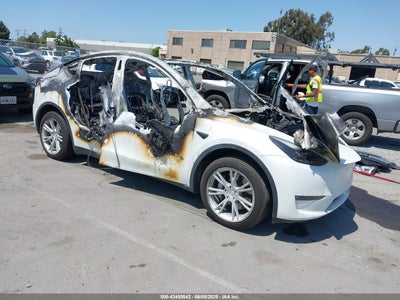 TESLA MODEL Y 2022