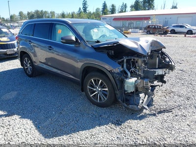 TOYOTA HIGHLANDER 2019