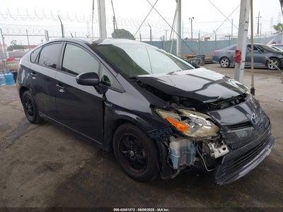TOYOTA PRIUS 2013