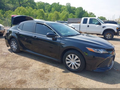 TOYOTA CAMRY HYBRID 2018