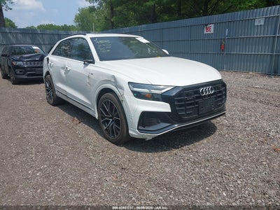 AUDI Q8 2019