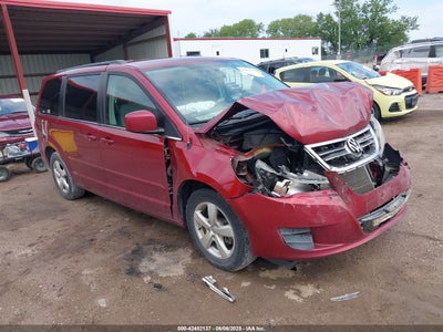 VOLKSWAGEN ROUTAN 2011