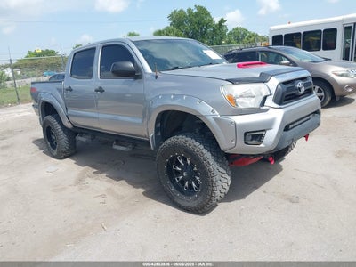 TOYOTA TACOMA 2015