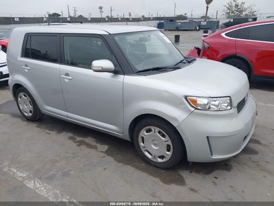 SCION XB 2009