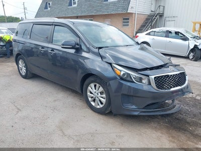 KIA SEDONA 2015