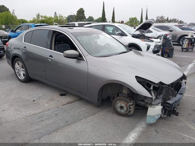 INFINITI G37 2010