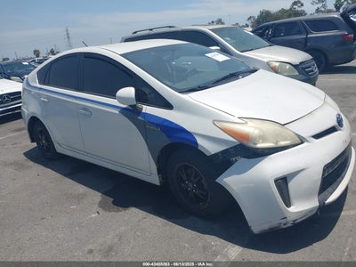 TOYOTA PRIUS 2013