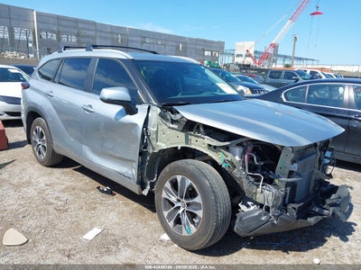 TOYOTA HIGHLANDER HYBRID 2024