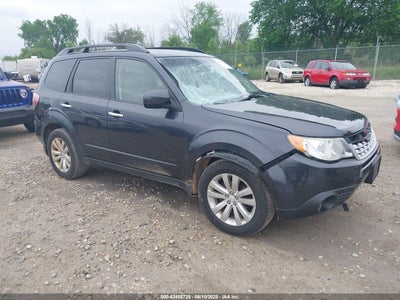 SUBARU FORESTER 2013