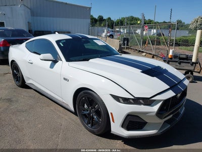 FORD MUSTANG 2025