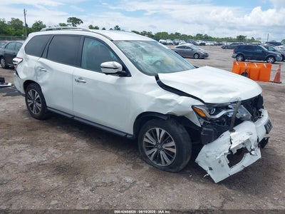 NISSAN PATHFINDER 2017