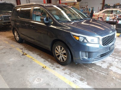 KIA SEDONA 2016