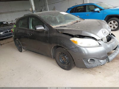 TOYOTA MATRIX 2010