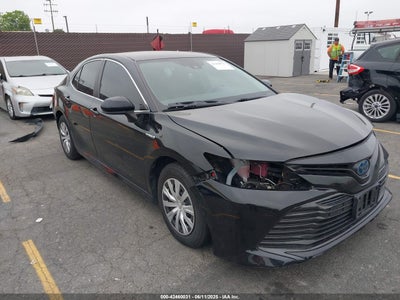 TOYOTA CAMRY HYBRID 2019