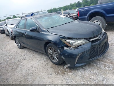 TOYOTA CAMRY 2015