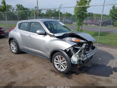 NISSAN JUKE 2011