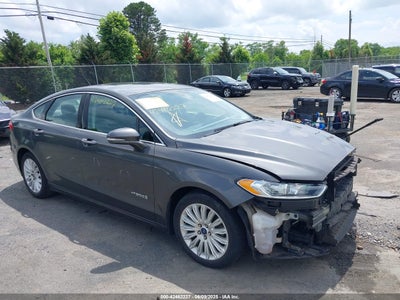 FORD FUSION HYBRID 2016
