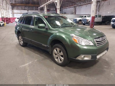 SUBARU OUTBACK 2012